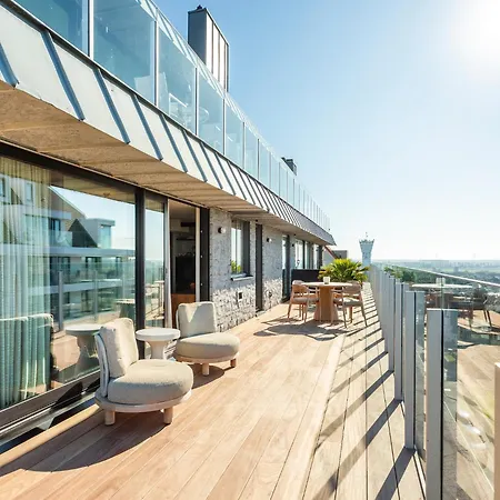 Apartment Modern In Heist With Views