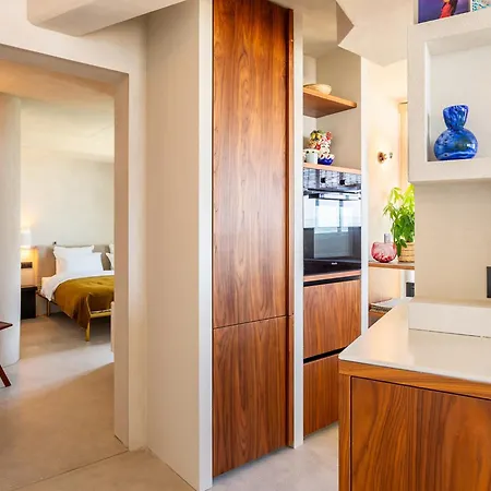 Modern In Heist With Views